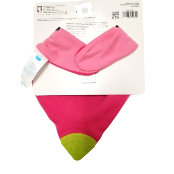 Neat Solutions bandana bib with teether New! - Picture 3 of 7